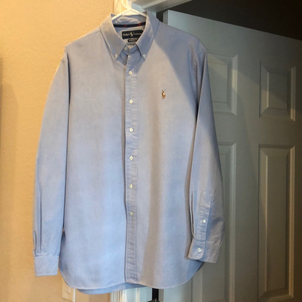 Ralph Lauren Classic Fit Men’s Dress Shirt. Long Sleeved Button Down Shirt.